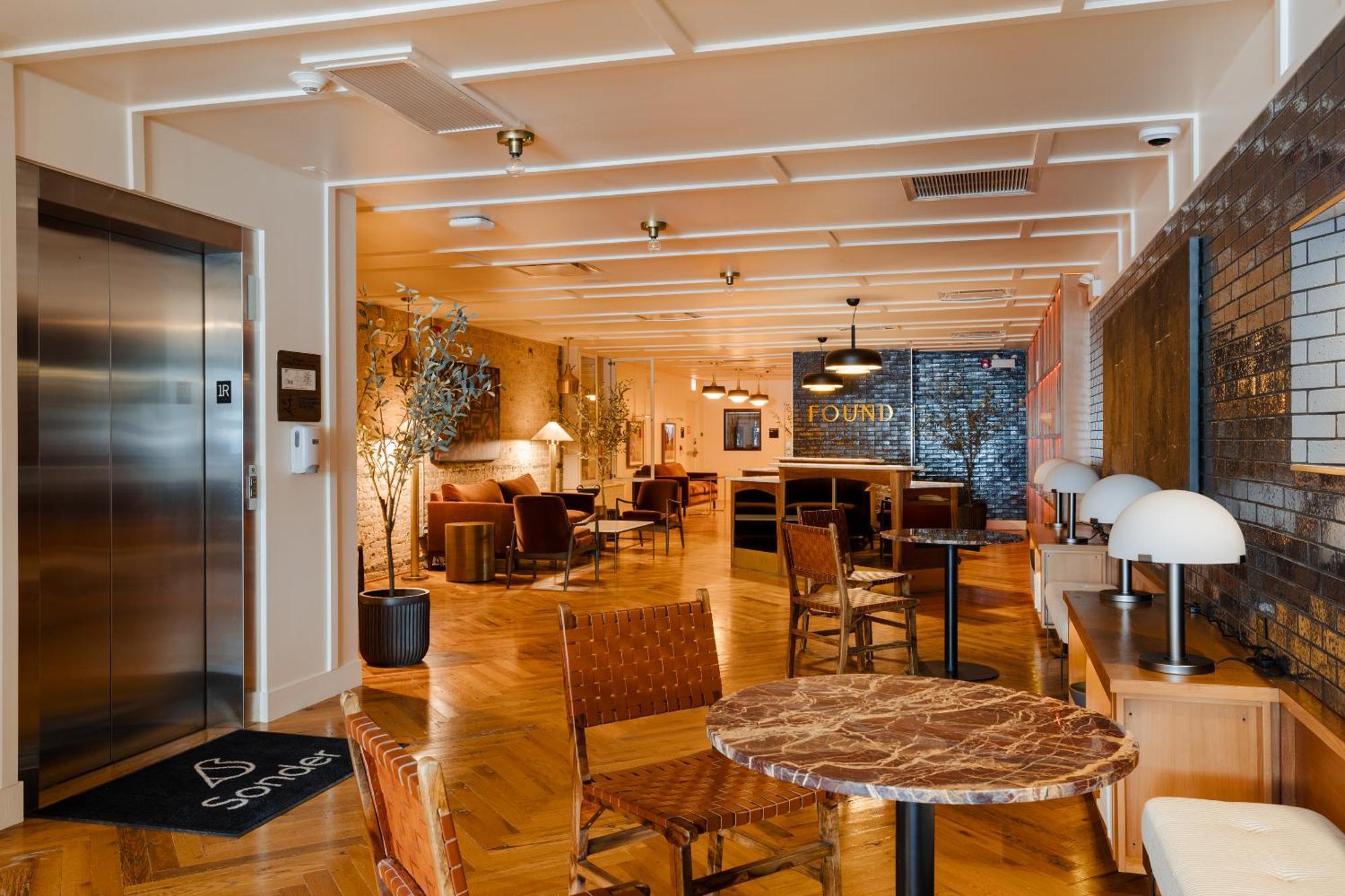 Found Chicago Powered By Sonder Hotell Exteriör bild